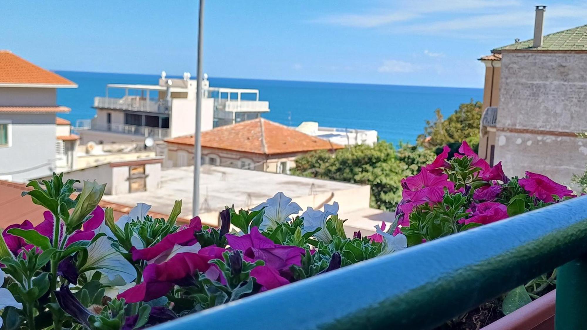 La Casa Del Sole Daire San Vito Chietino Dış mekan fotoğraf